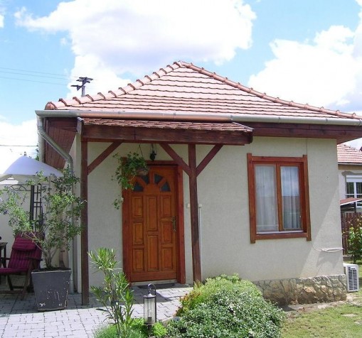   - Tokaj Apartman Tokaj